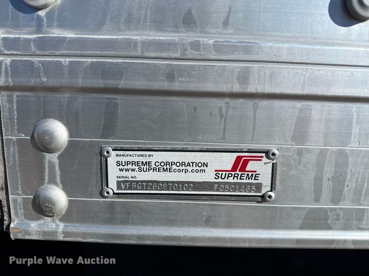 image for item EG2586 2015 Ford F750 Super Duty box truck