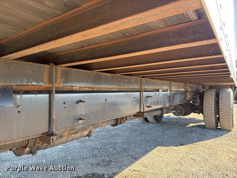 image for item EG2586 2015 Ford F750 Super Duty box truck