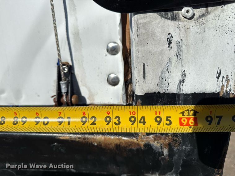 image for item EG2586 2015 Ford F750 Super Duty box truck