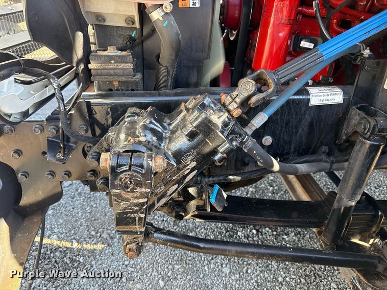 image for item EG2586 2015 Ford F750 Super Duty box truck