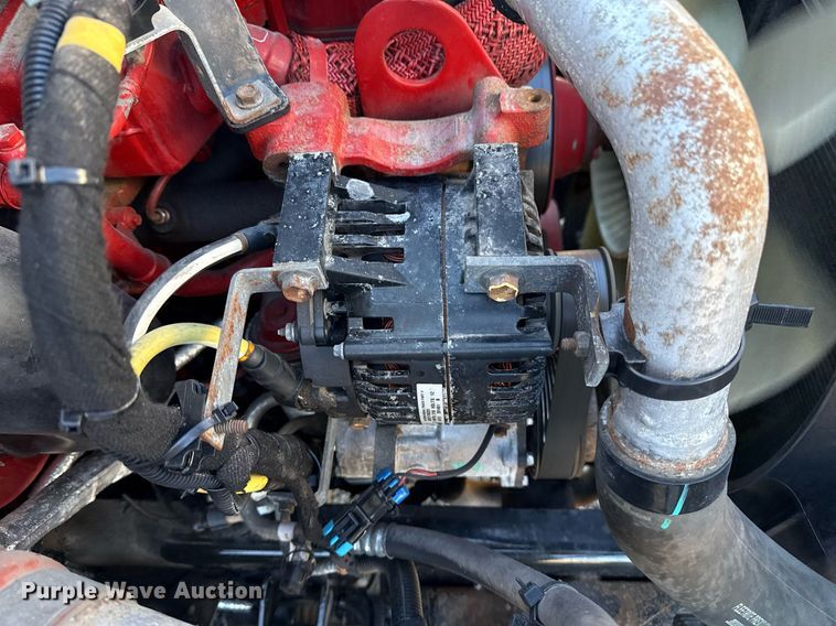 image for item EG2586 2015 Ford F750 Super Duty box truck