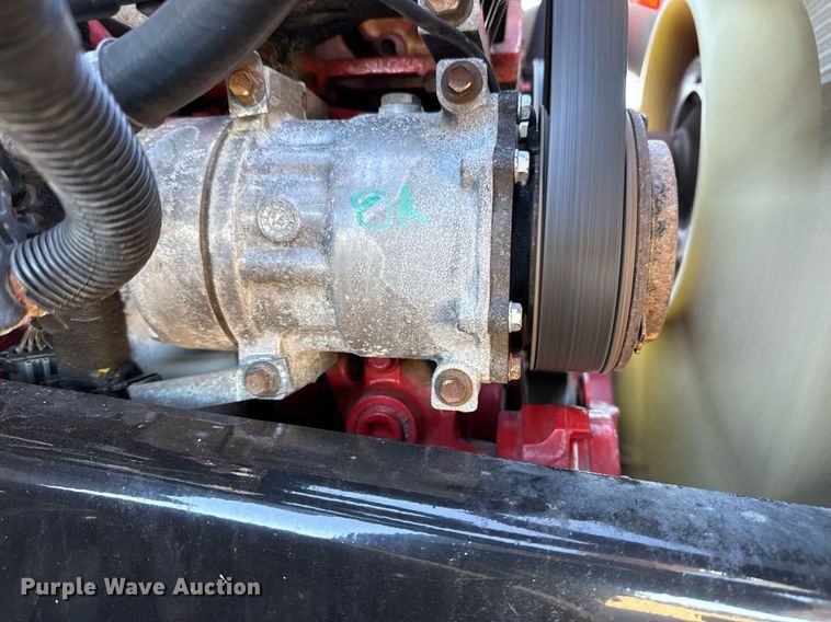 image for item EG2586 2015 Ford F750 Super Duty box truck