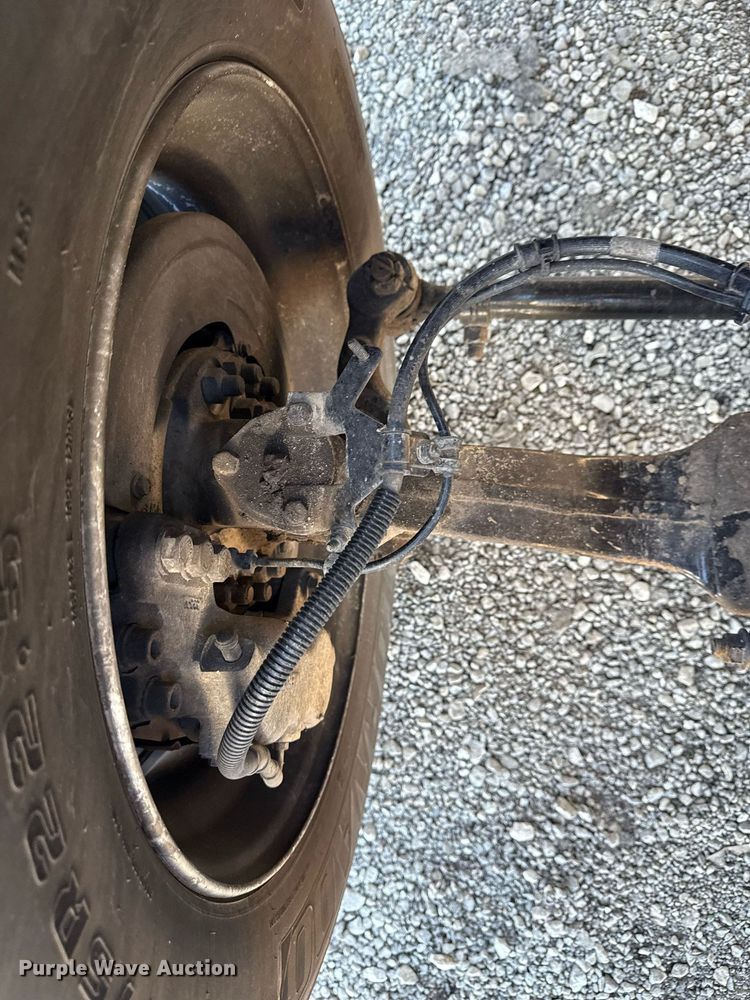 image for item EG2586 2015 Ford F750 Super Duty box truck