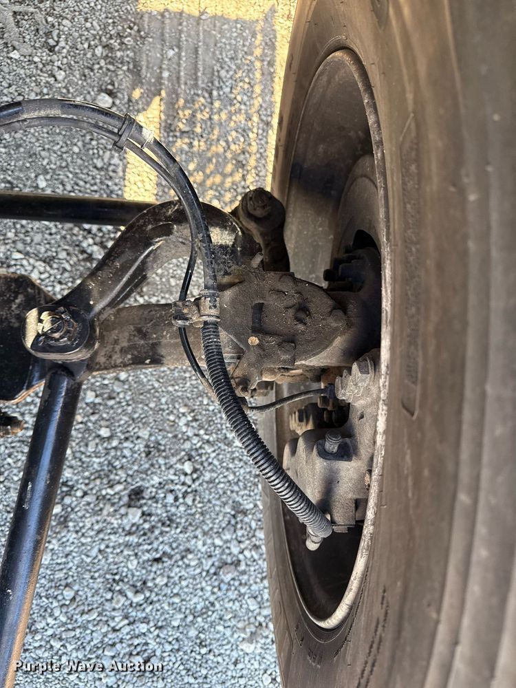 image for item EG2586 2015 Ford F750 Super Duty box truck