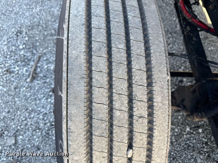 image for item EG2586 2015 Ford F750 Super Duty box truck