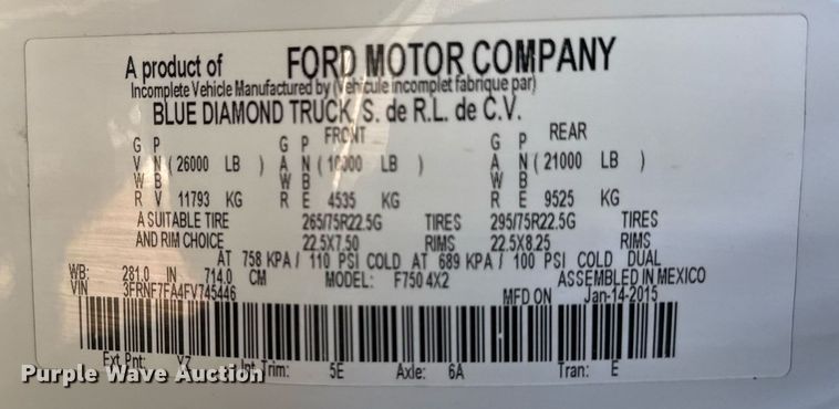 image for item EG2586 2015 Ford F750 Super Duty box truck