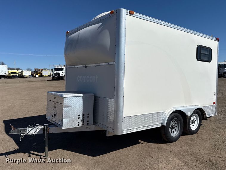 image for item EG2591 2001 Coachcraft Technologies fiber optic trailer