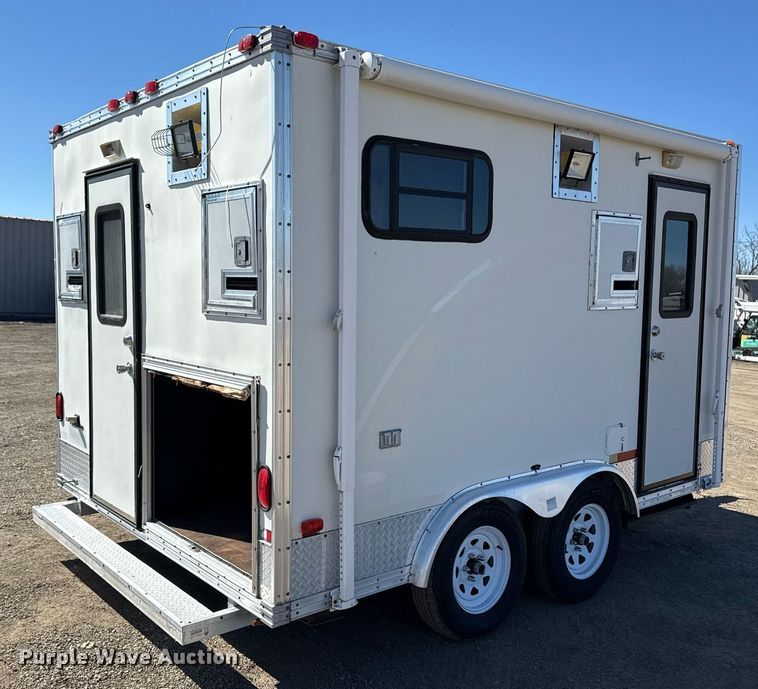 image for item EG2591 2001 Coachcraft Technologies fiber optic trailer