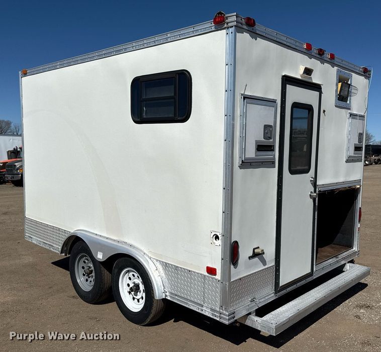 image for item EG2591 2001 Coachcraft Technologies fiber optic trailer