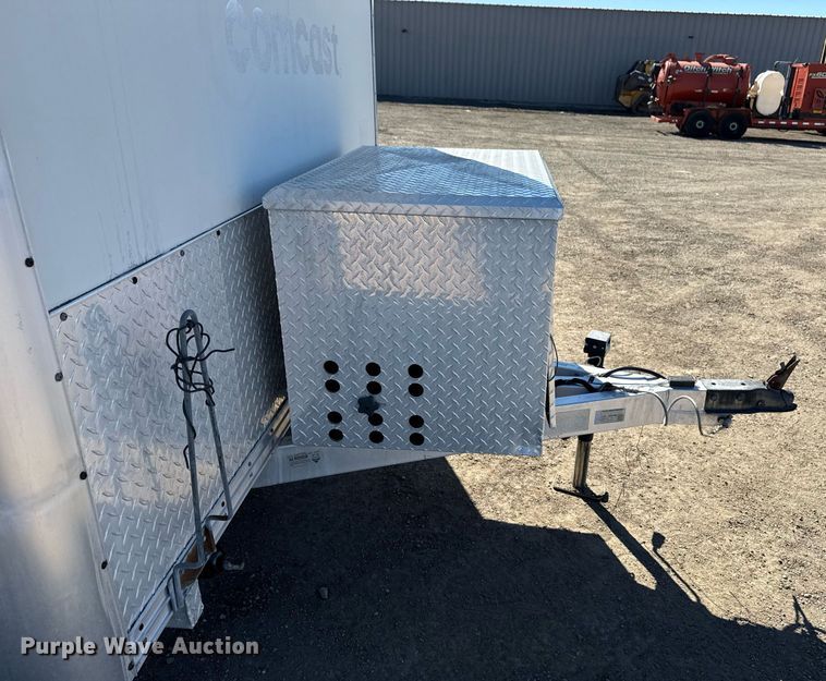 image for item EG2591 2001 Coachcraft Technologies fiber optic trailer