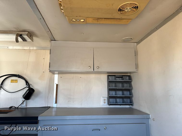 image for item EG2591 2001 Coachcraft Technologies fiber optic trailer