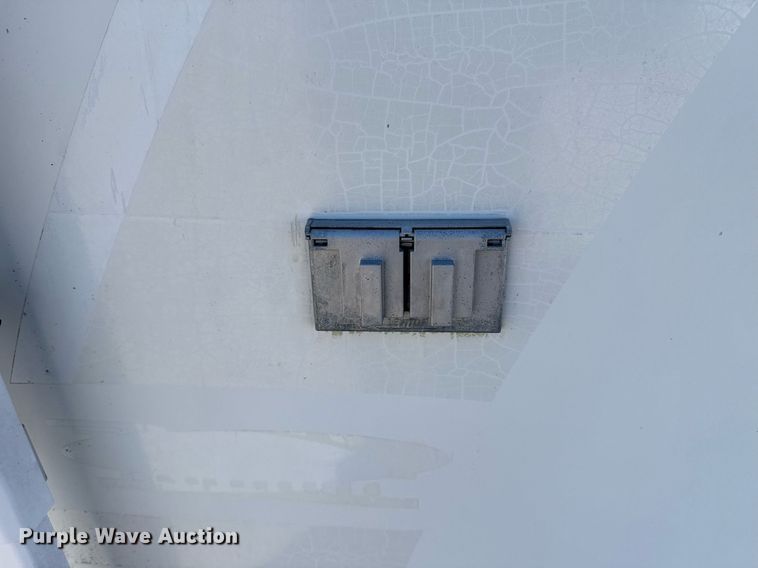 image for item EG2591 2001 Coachcraft Technologies fiber optic trailer