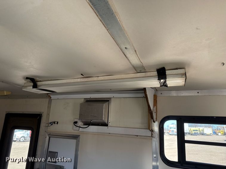 image for item EG2591 2001 Coachcraft Technologies fiber optic trailer