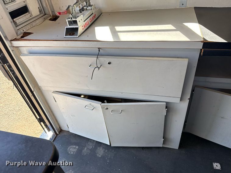 image for item EG2591 2001 Coachcraft Technologies fiber optic trailer