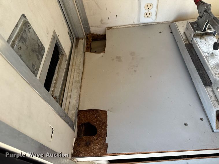 image for item EG2591 2001 Coachcraft Technologies fiber optic trailer