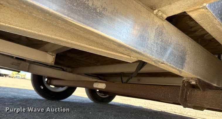 image for item EG2591 2001 Coachcraft Technologies fiber optic trailer