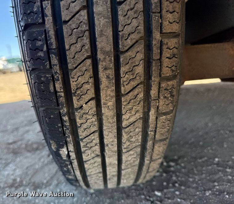 image for item EG2591 2001 Coachcraft Technologies fiber optic trailer