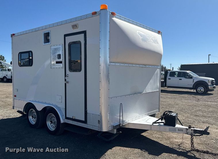 image for item EG2593 2006 Coachcraft Technologies fiber optic trailer