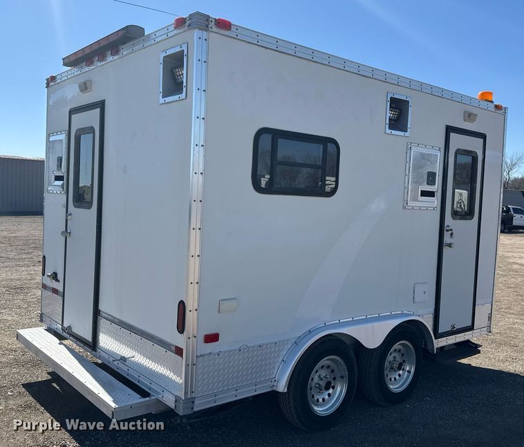 image for item EG2593 2006 Coachcraft Technologies fiber optic trailer