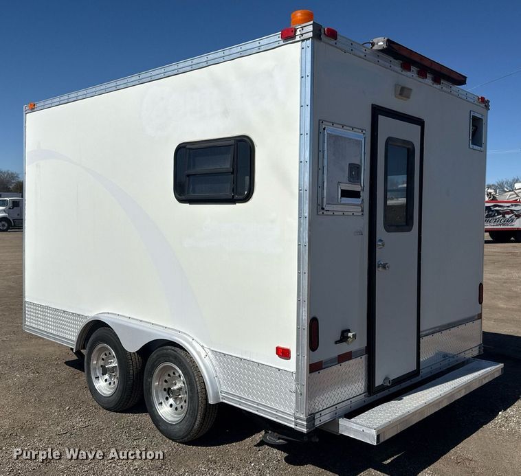 image for item EG2593 2006 Coachcraft Technologies fiber optic trailer