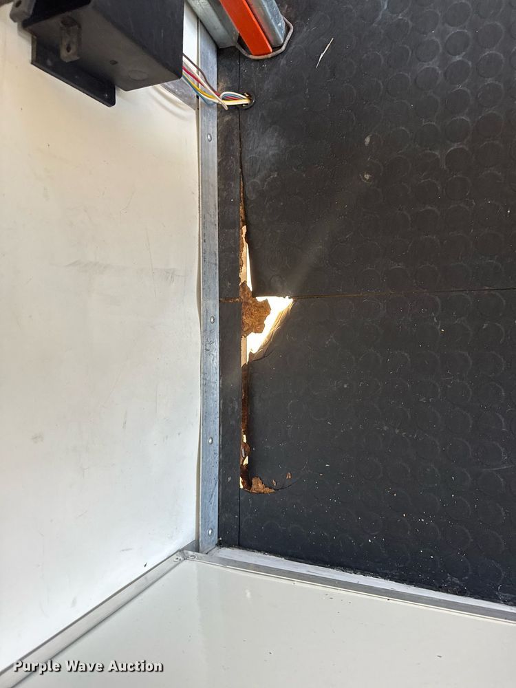 image for item EG2593 2006 Coachcraft Technologies fiber optic trailer