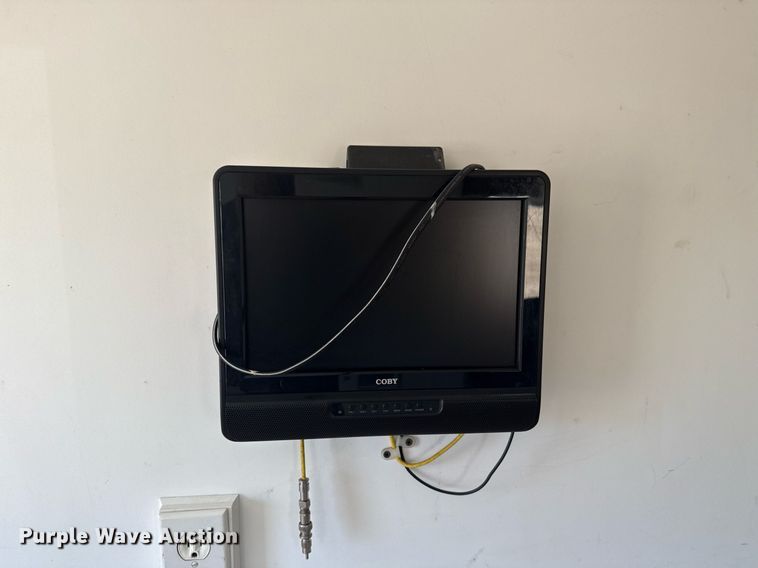 image for item EG2593 2006 Coachcraft Technologies fiber optic trailer