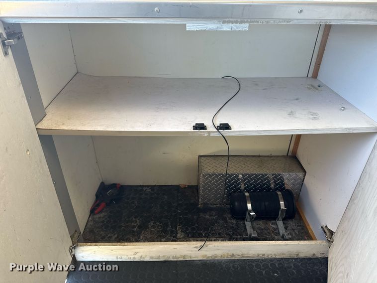 image for item EG2593 2006 Coachcraft Technologies fiber optic trailer