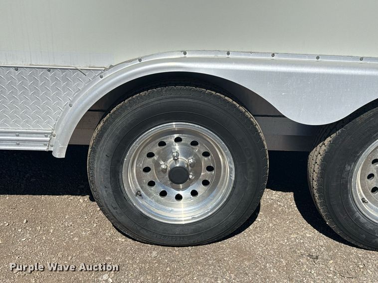 image for item EG2593 2006 Coachcraft Technologies fiber optic trailer