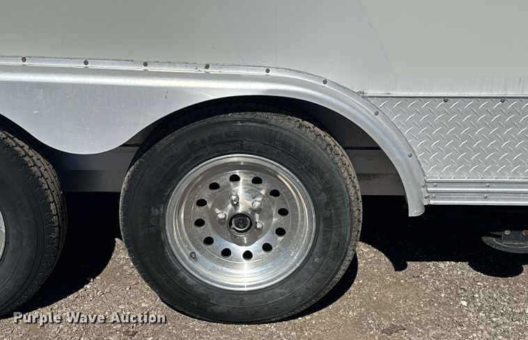 image for item EG2593 2006 Coachcraft Technologies fiber optic trailer