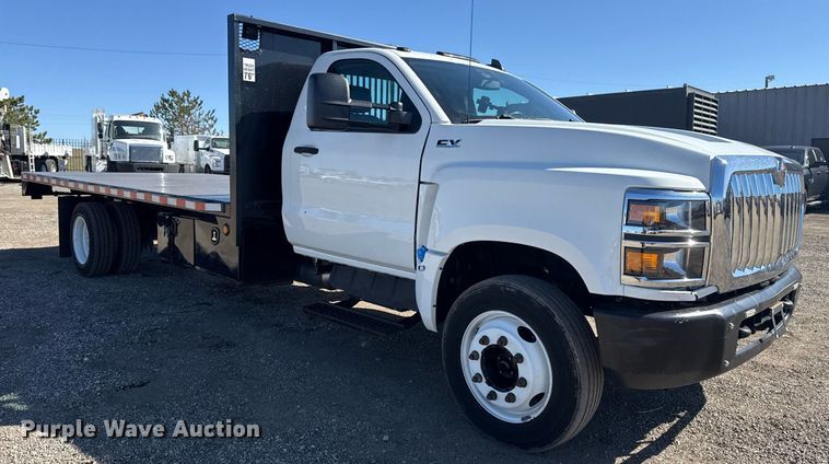 image for item EG2596 2019 International CV515 flatbed truck