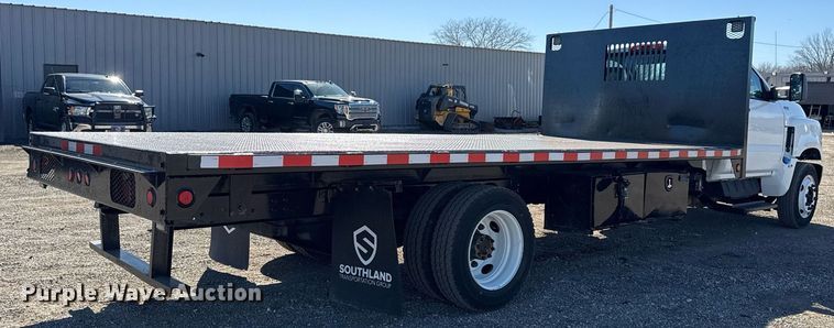 image for item EG2596 2019 International CV515 flatbed truck