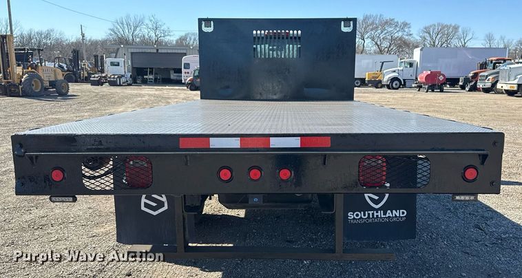 image for item EG2596 2019 International CV515 flatbed truck