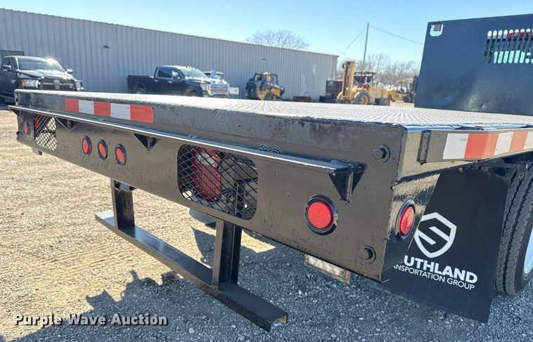 image for item EG2596 2019 International CV515 flatbed truck