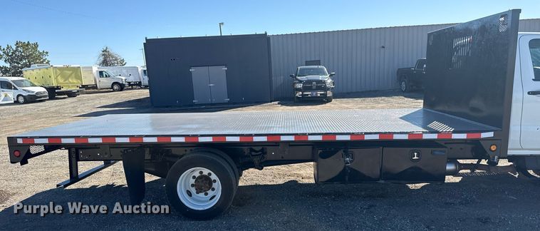 image for item EG2596 2019 International CV515 flatbed truck
