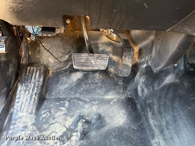 image for item EG2596 2019 International CV515 flatbed truck