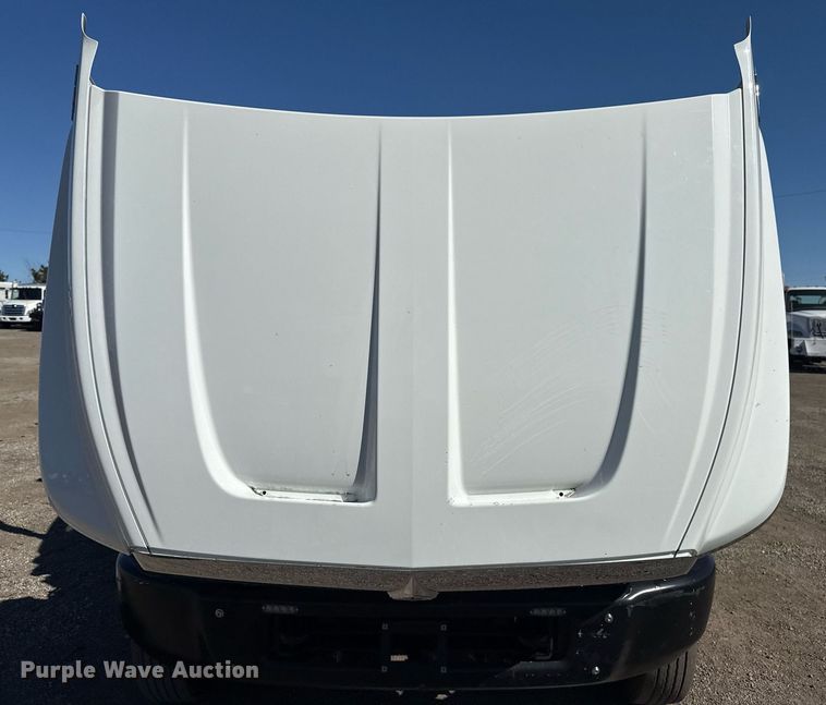 image for item EG2596 2019 International CV515 flatbed truck