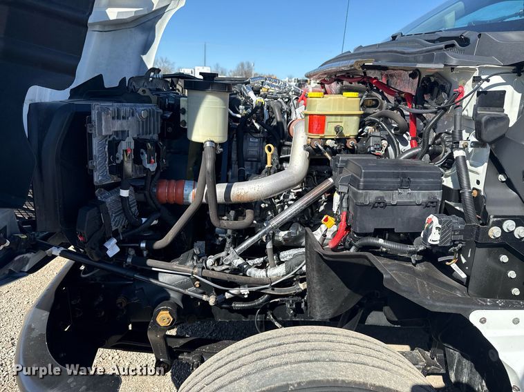 image for item EG2596 2019 International CV515 flatbed truck