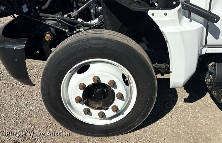 image for item EG2596 2019 International CV515 flatbed truck