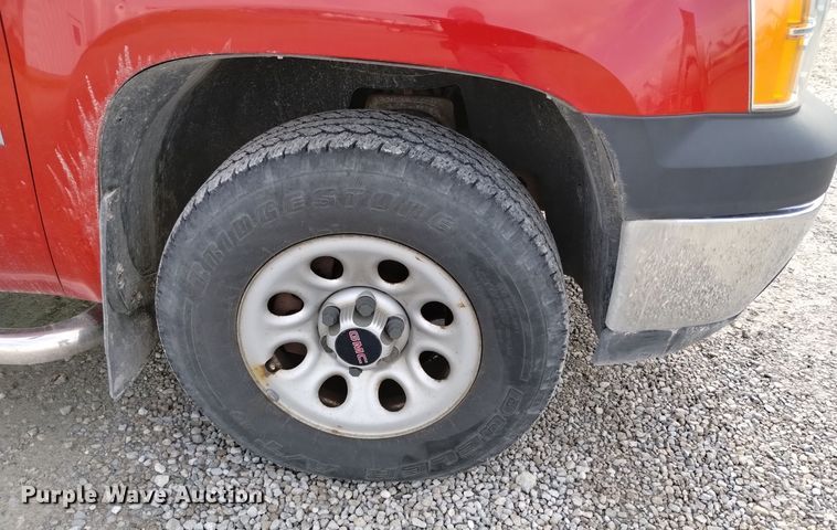 image for item EH0094 2009 GMC Sierra 1500 Ext. Cab pickup truck