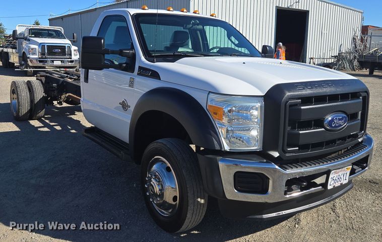image for item EI4170 2016 Ford F550 truck cab and chassis
