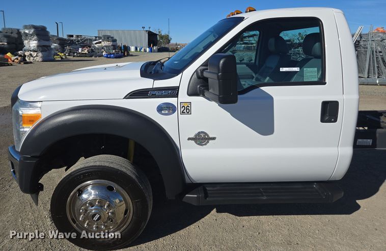 image for item EI4170 2016 Ford F550 truck cab and chassis