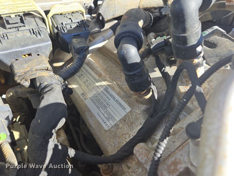 image for item EI4170 2016 Ford F550 truck cab and chassis