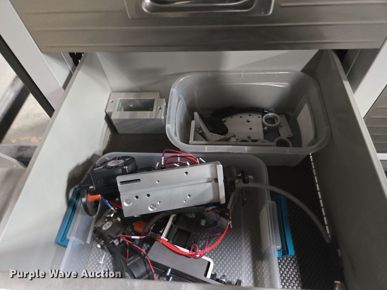 image for item EI4172 2017 3DP 3DP400-3P7B2-A2200 3D printer