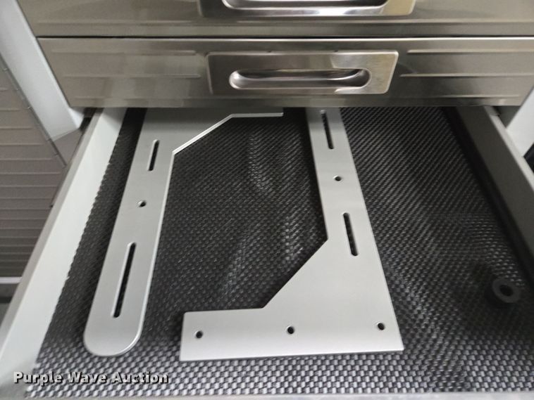 image for item EI4172 2017 3DP 3DP400-3P7B2-A2200 3D printer