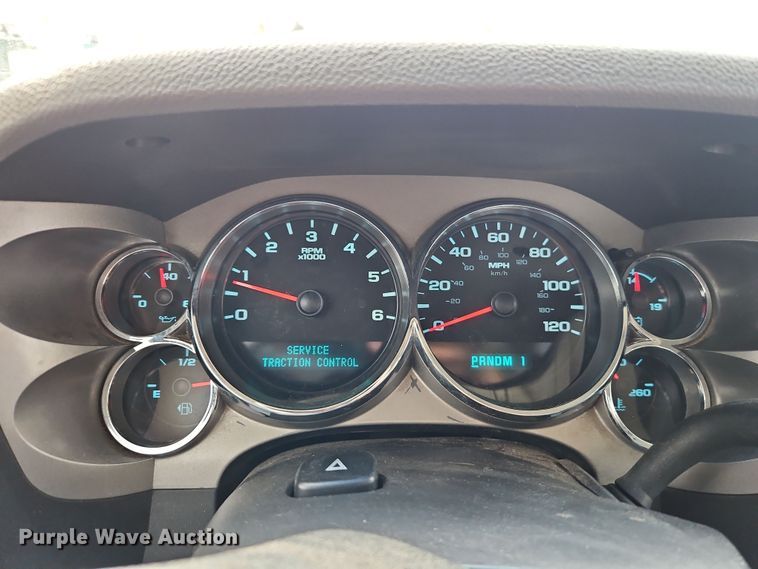 image for item EI8851 2013 GMC Sierra 2500HD Ext. Cab pickup truck