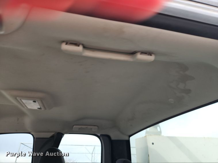 image for item EI8851 2013 GMC Sierra 2500HD Ext. Cab pickup truck