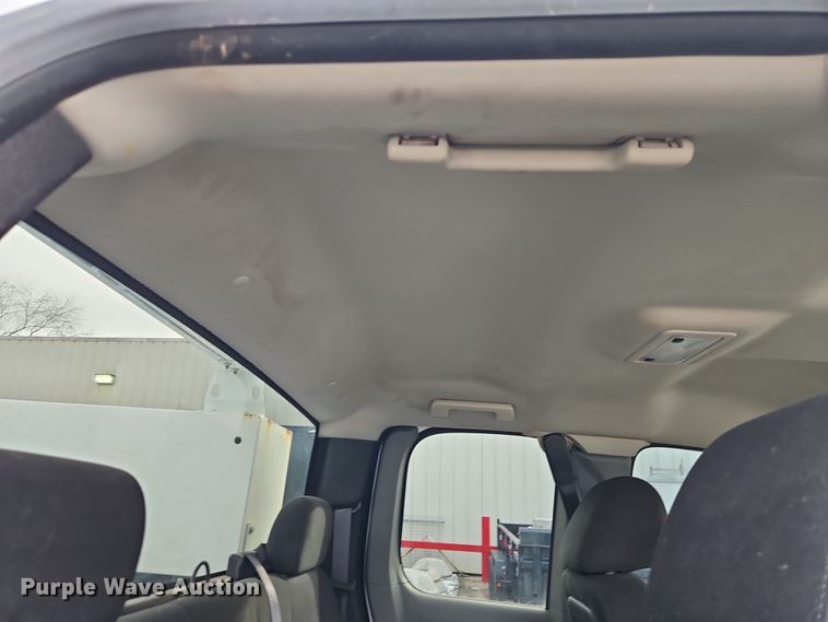 image for item EI8851 2013 GMC Sierra 2500HD Ext. Cab pickup truck