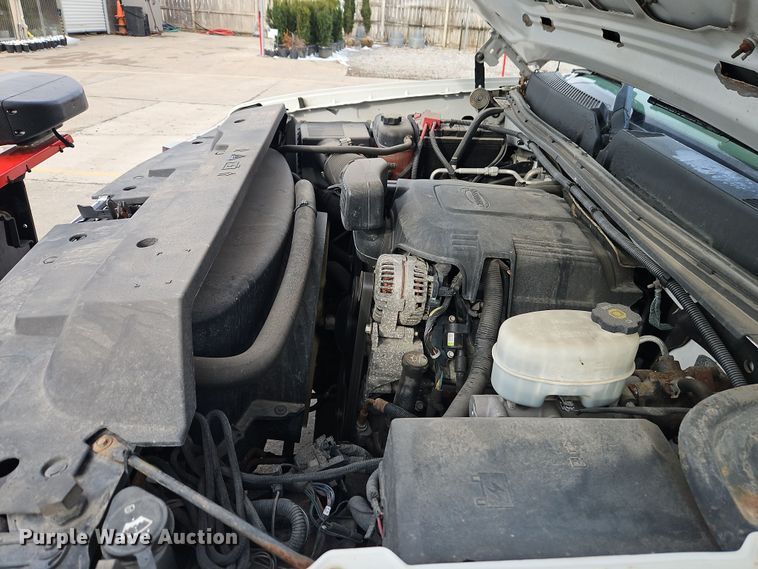 image for item EI8851 2013 GMC Sierra 2500HD Ext. Cab pickup truck