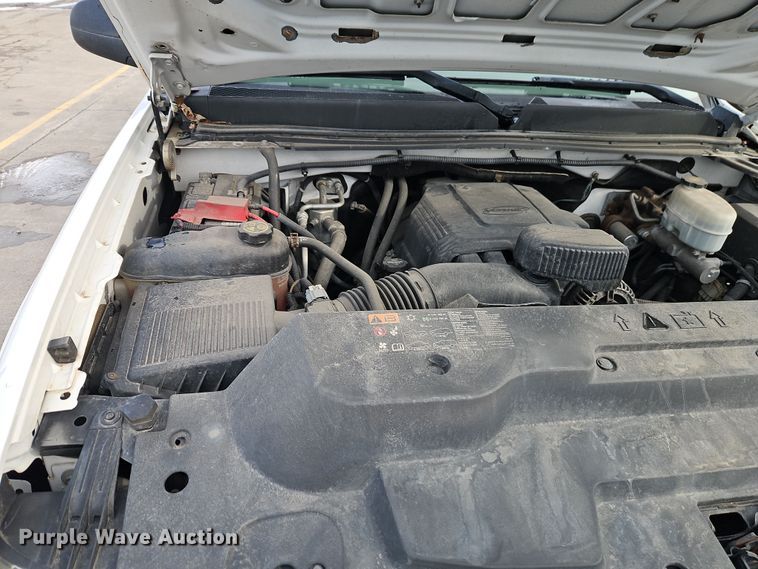 image for item EI8851 2013 GMC Sierra 2500HD Ext. Cab pickup truck