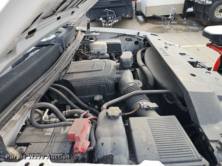 image for item EI8851 2013 GMC Sierra 2500HD Ext. Cab pickup truck